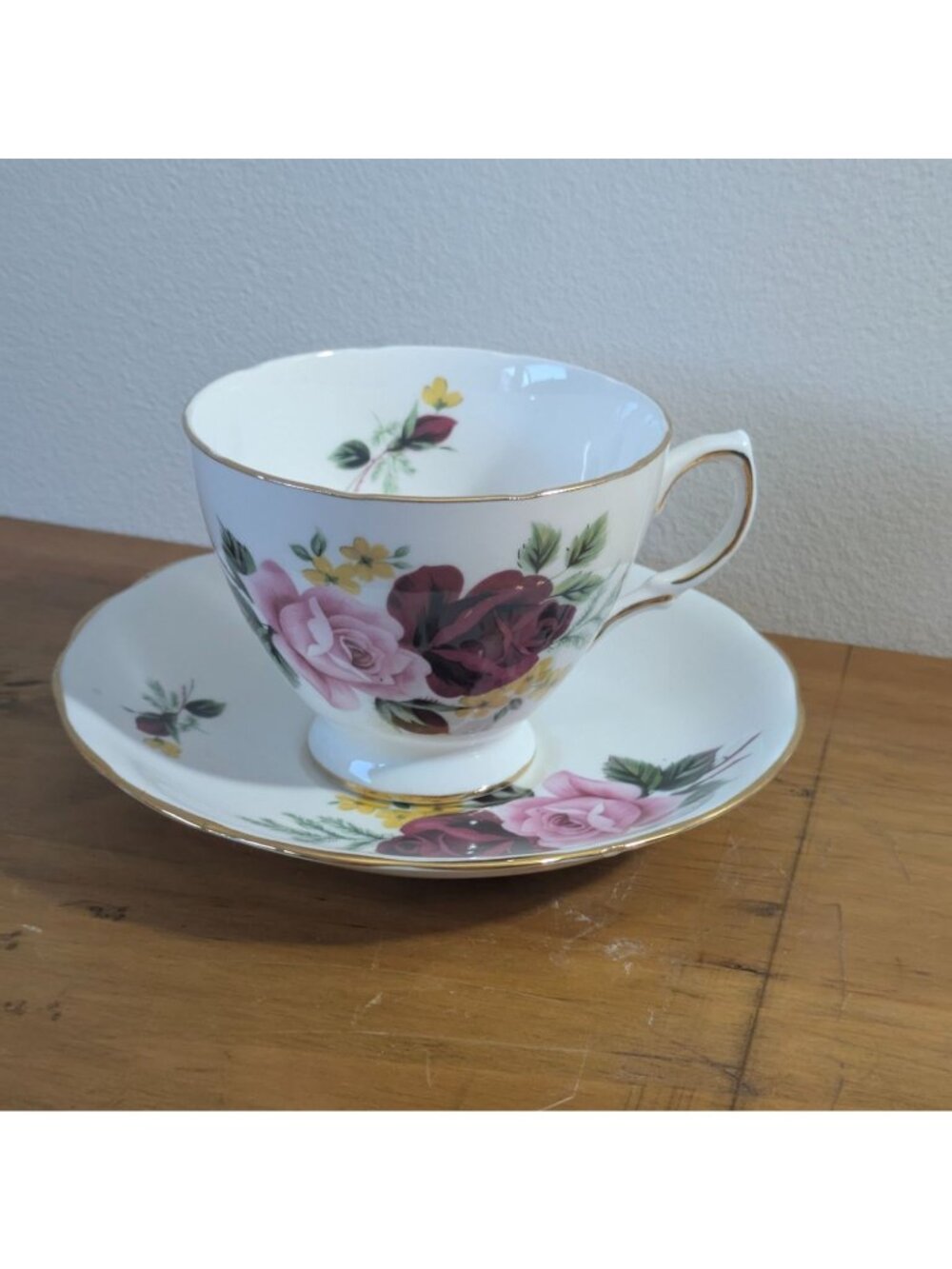 Queen Anne Bone China Rose Floral Teacup & Saucer England Vintage collectable